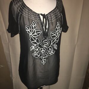 Love Stitch Top shirt‎